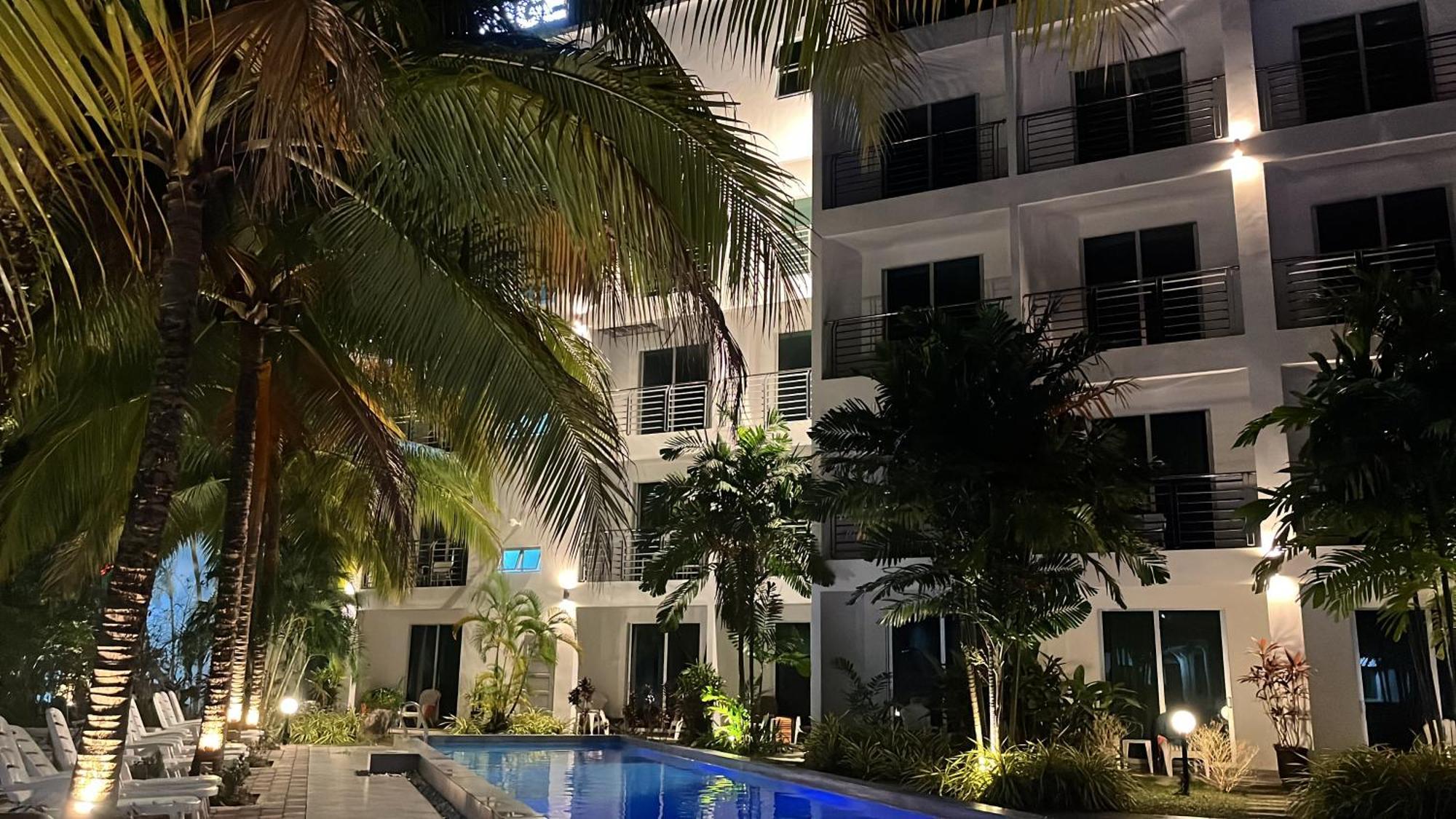 White Lodge Pantai Cenang  Buitenkant foto