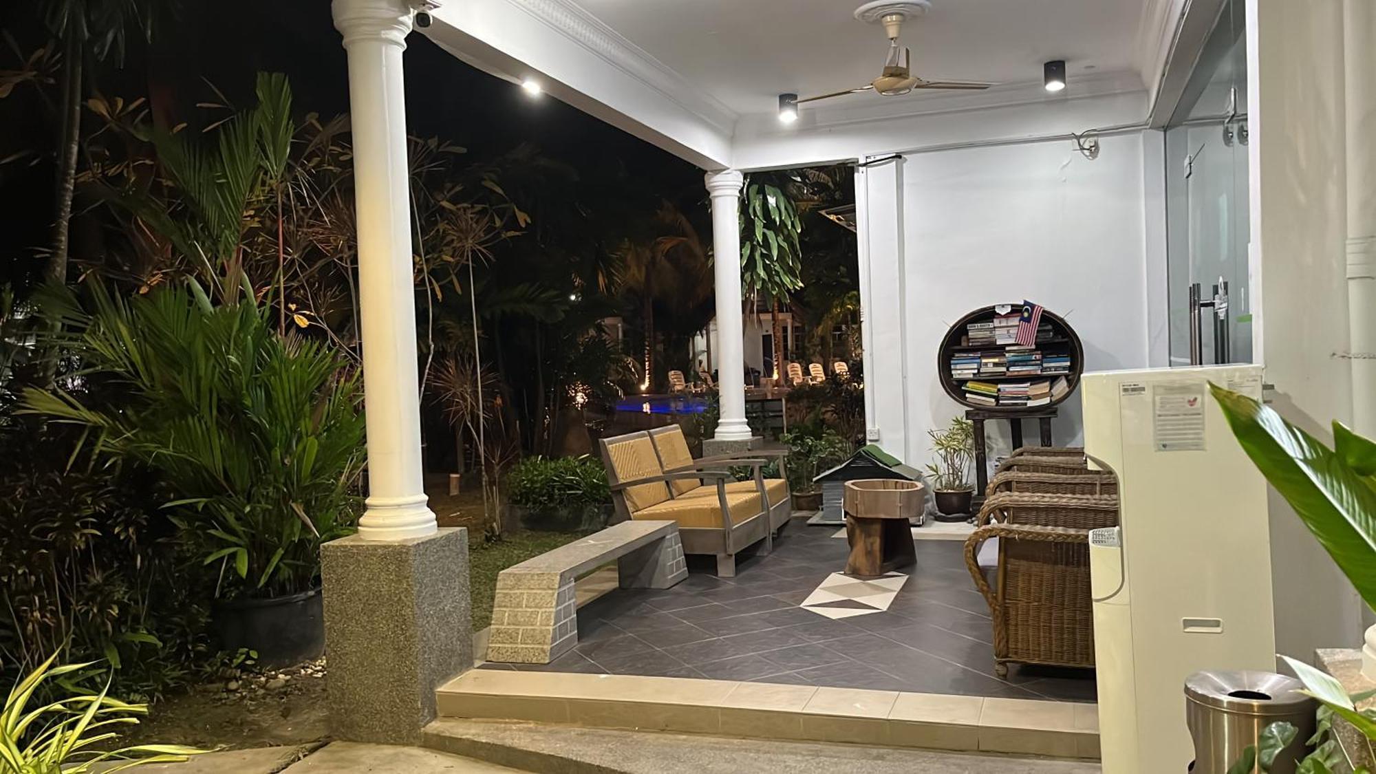 White Lodge Pantai Cenang  Buitenkant foto